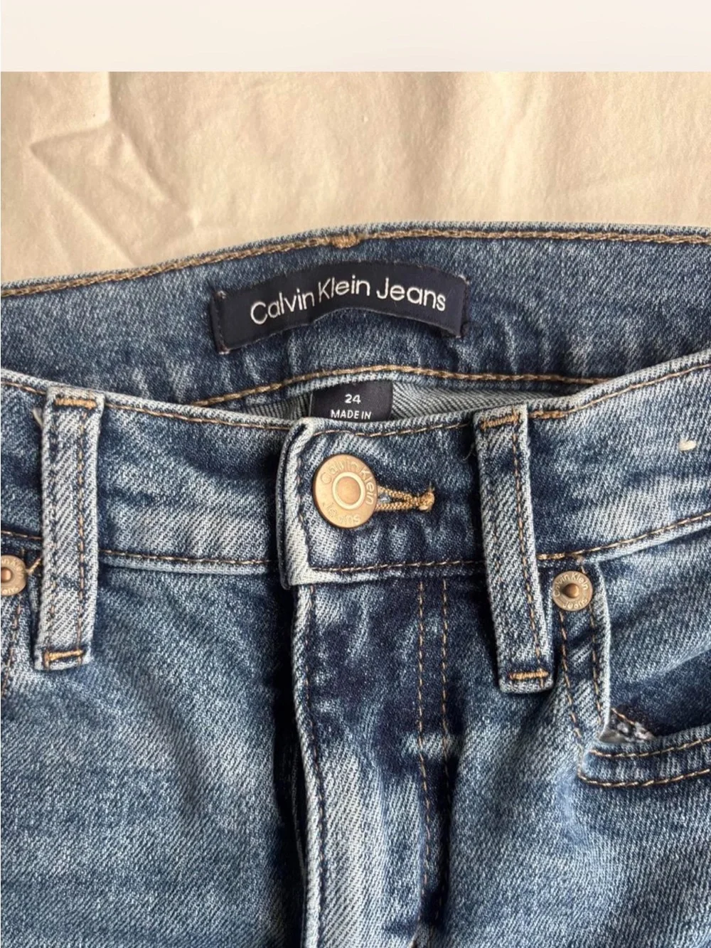 Calvin Klein calvin klein